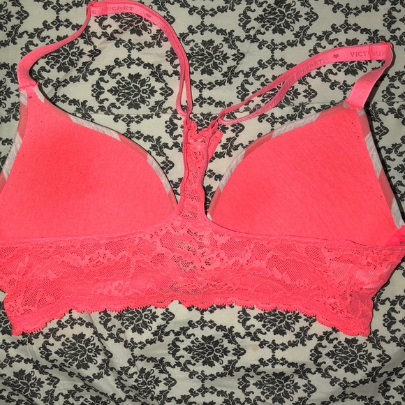 Victoria’s Secret Bras - Picture 4 of 8